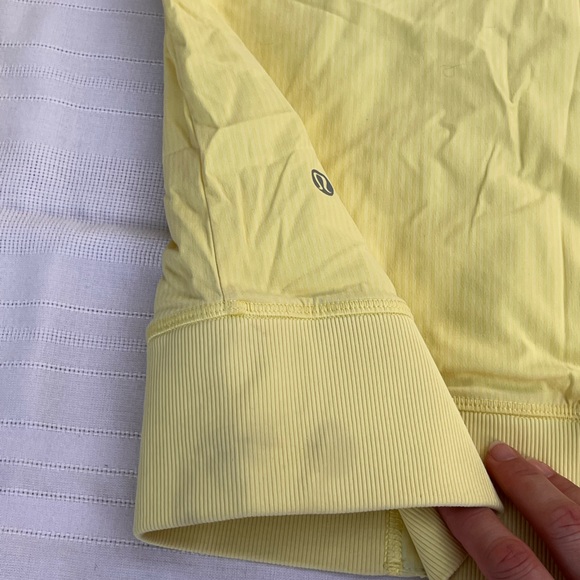 Lululemon street to studio hooded Jacket size 4 - Picture 6 of 13